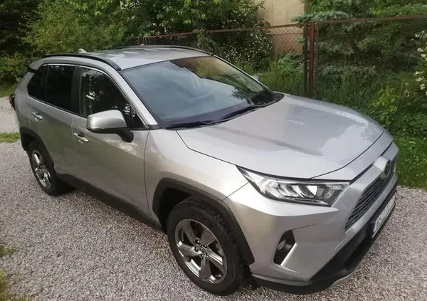 szydłowiec Toyota RAV4 cena 126000 przebieg: 50000, rok produkcji 2020 z Szydłowiec